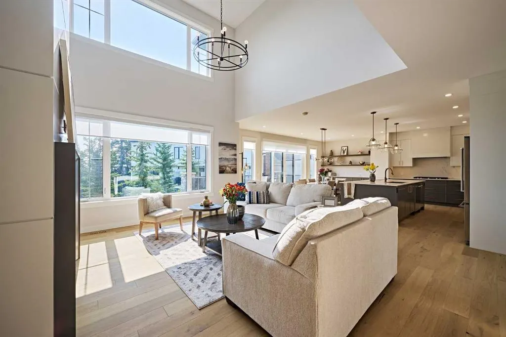 468 Discovery Place SW