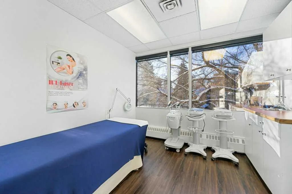 320 23 Avenue SW, #303