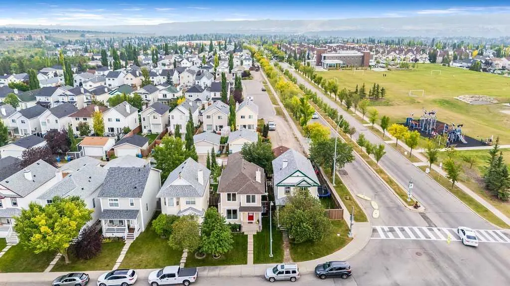301 tuscany Drive NW