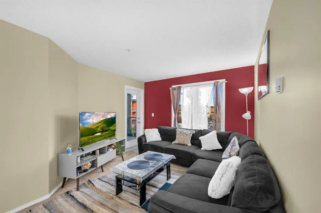 403 Mackenzie Way SW, #4316