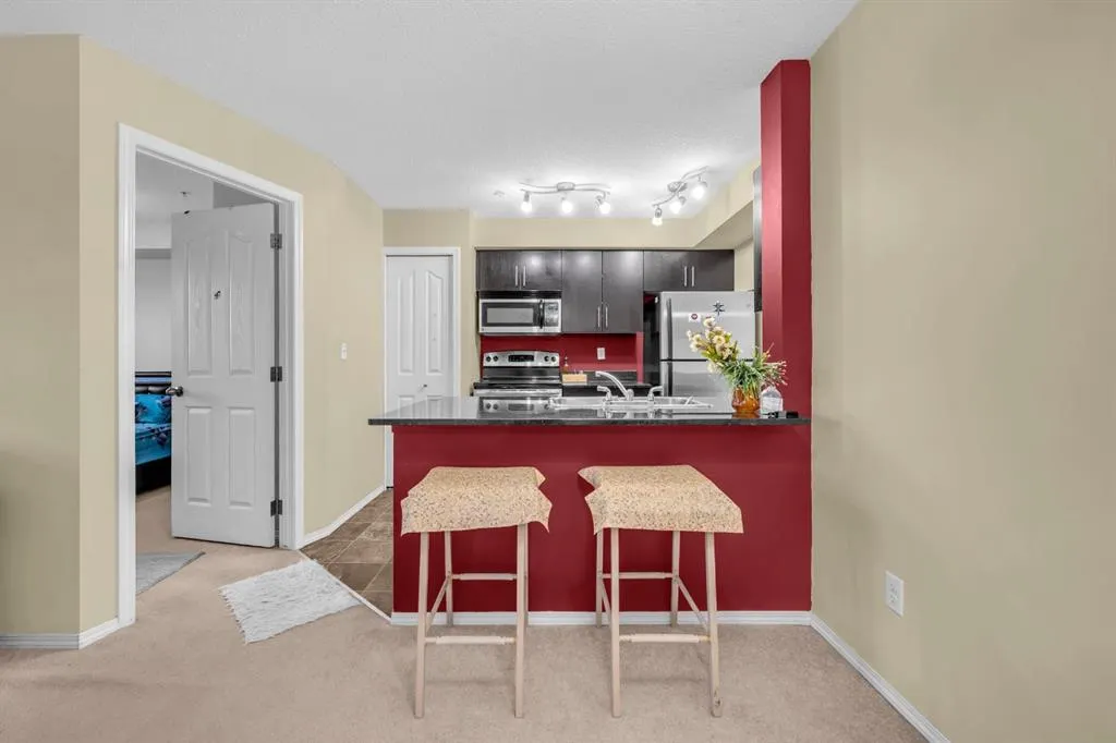 403 Mackenzie Way SW, #4316