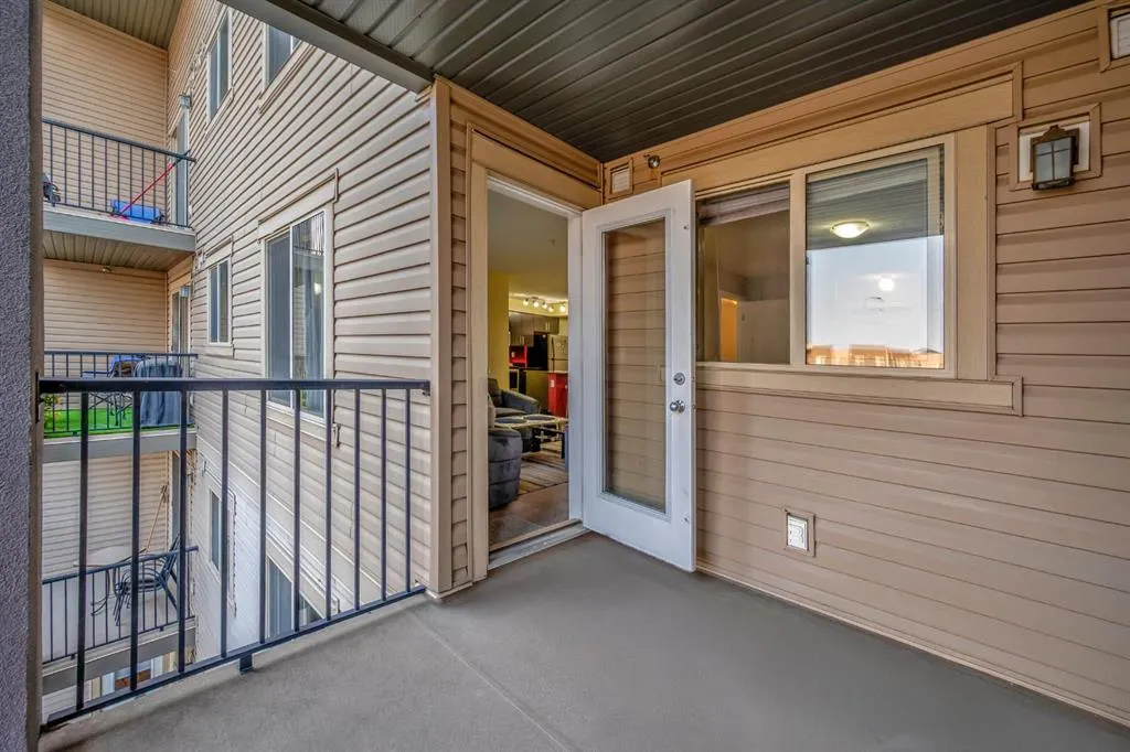 403 Mackenzie Way SW, #4316