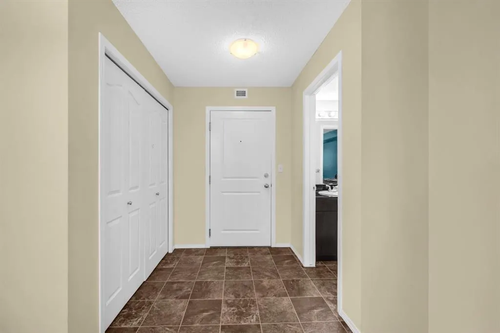403 Mackenzie Way SW, #4316