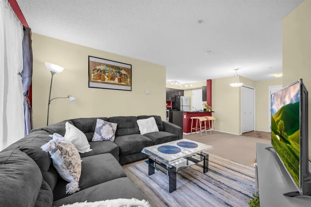 403 Mackenzie Way SW, #4316