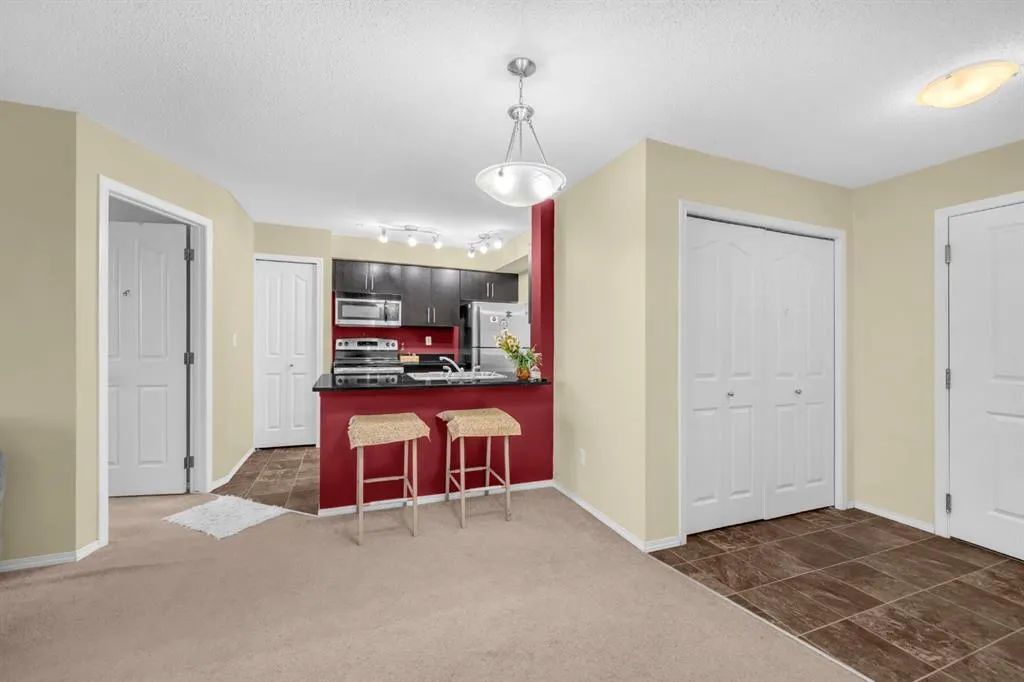 403 Mackenzie Way SW, #4316