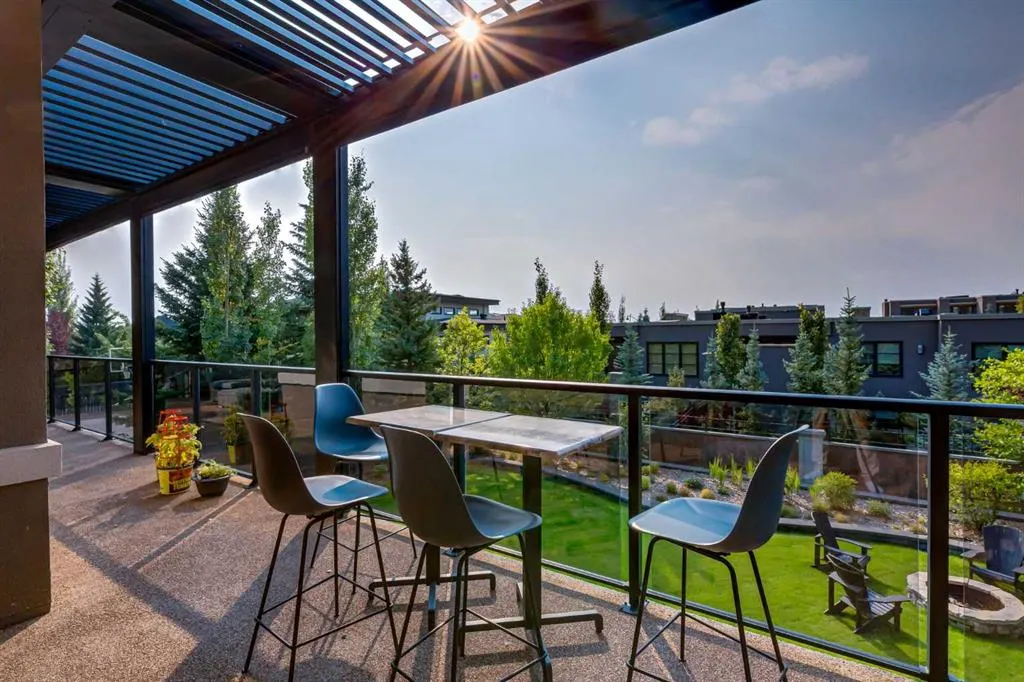 223 Aspen Ridge Place SW