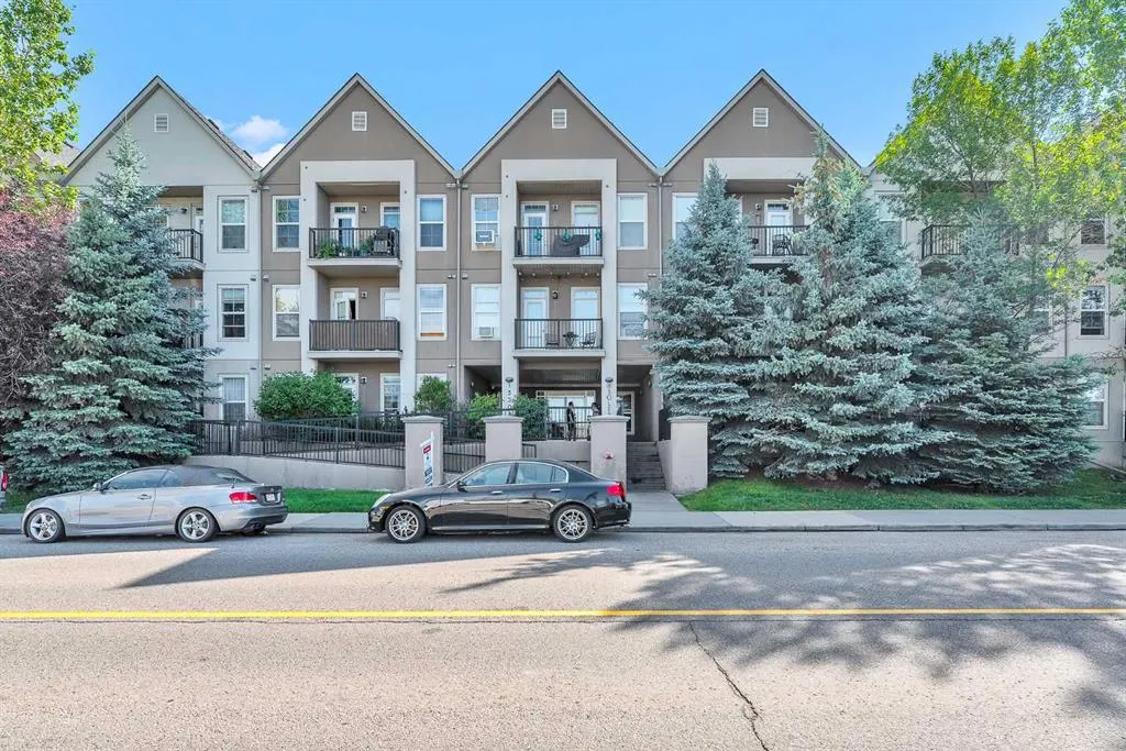 15304 Bannister Road SE, #220