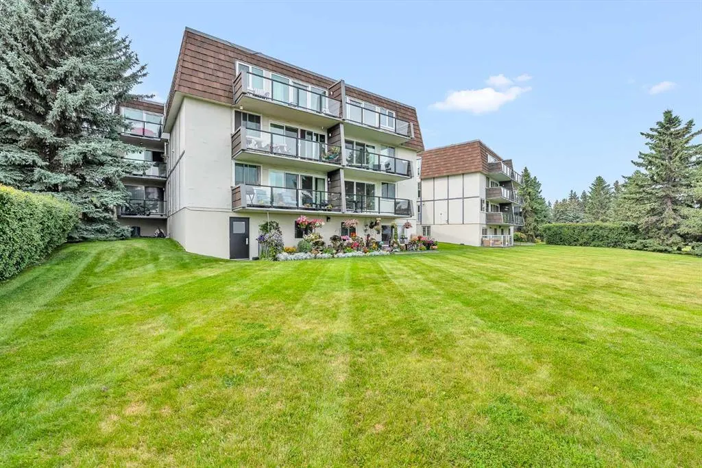 516 Cedar Crescent SW, #102