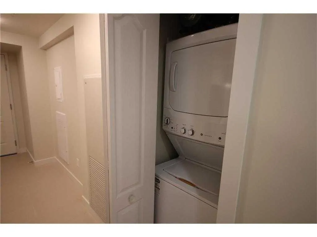 303 13 Avenue SW, #1102