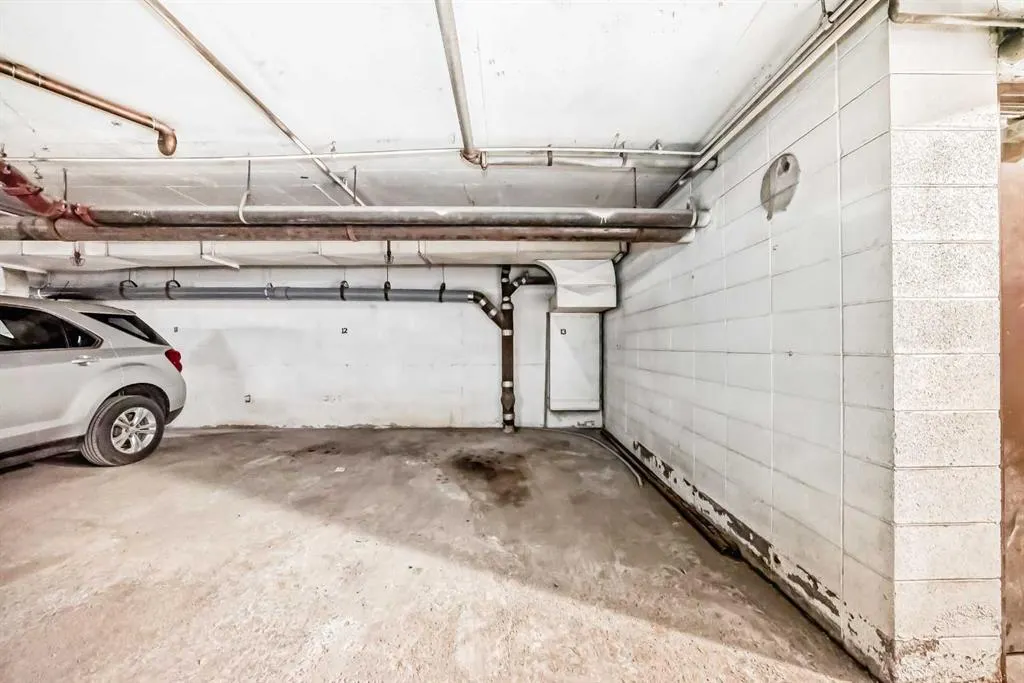 1334 12 Avenue SW, #808