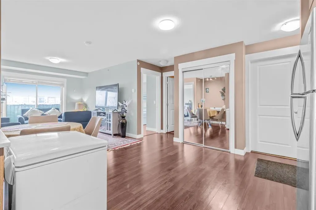 302 Skyview Ranch Drive NE, #5404