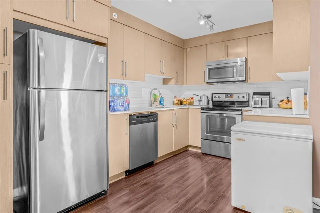 302 Skyview Ranch Drive NE, #5404