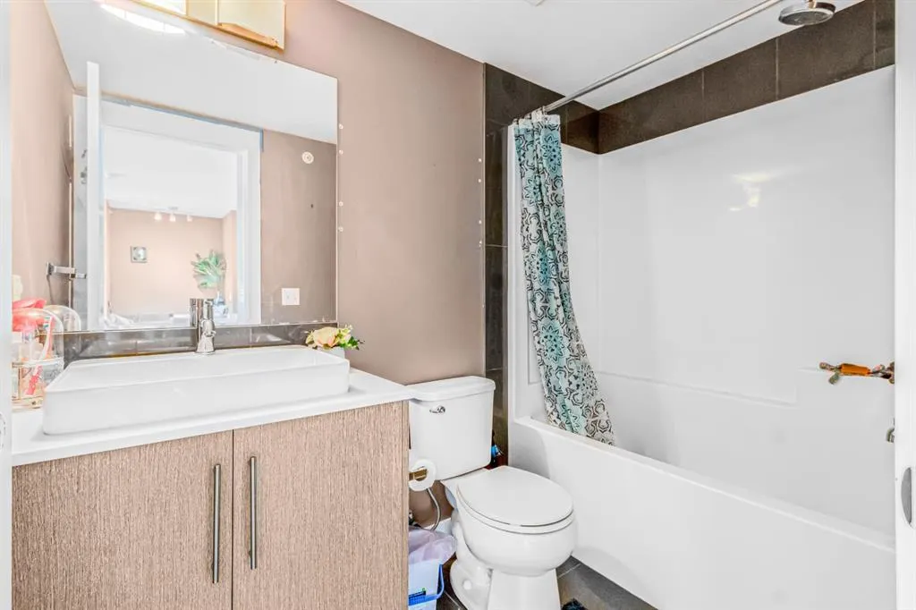 302 Skyview Ranch Drive NE, #5404