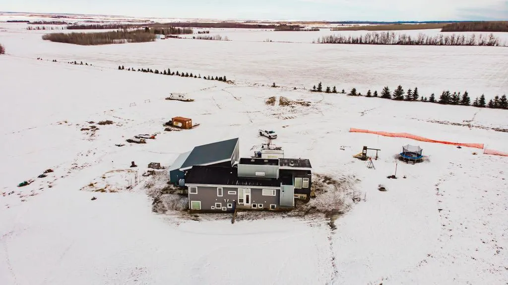 93062 Township Road 703