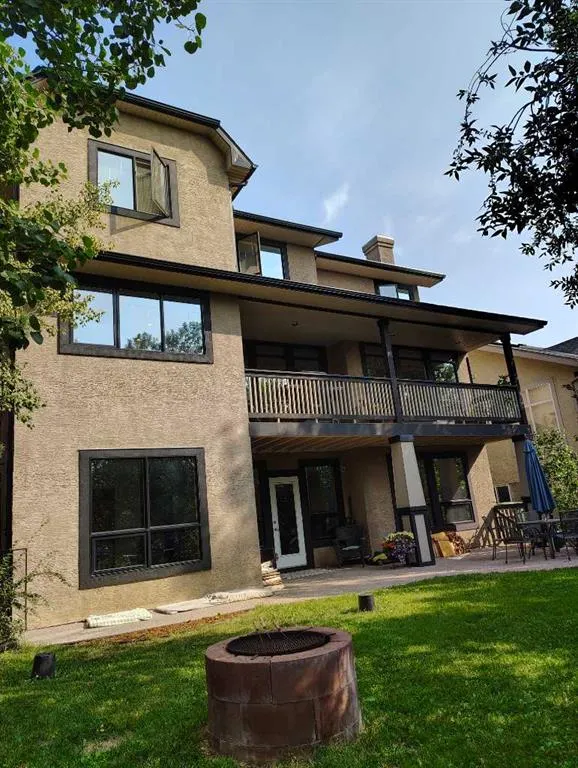 85 Tusslewood Heights NW