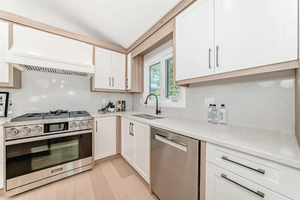 159 Lake Wapta Rise SE