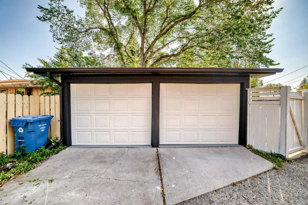 159 Lake Wapta Rise SE