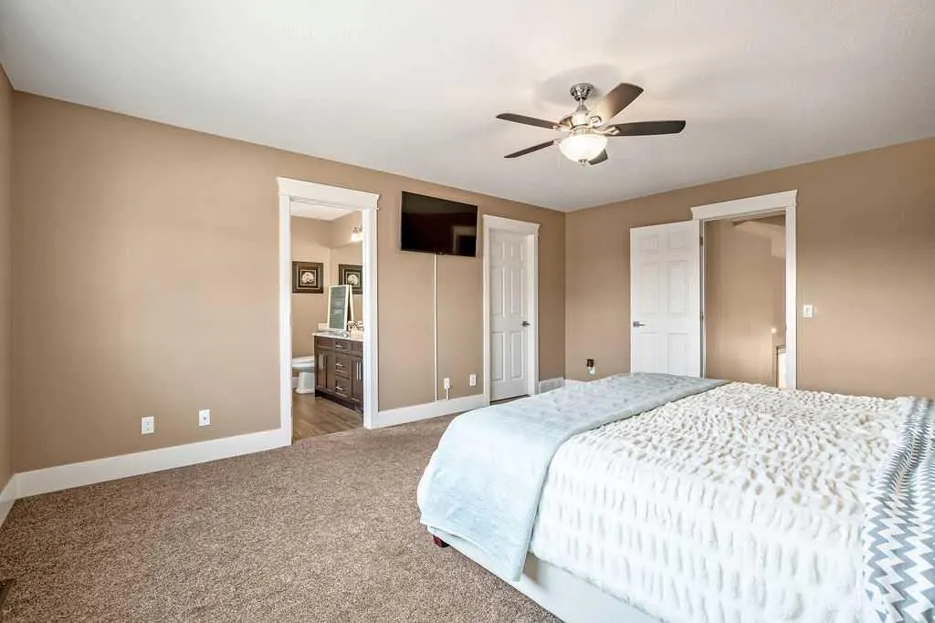 2033 High Country Rise NW