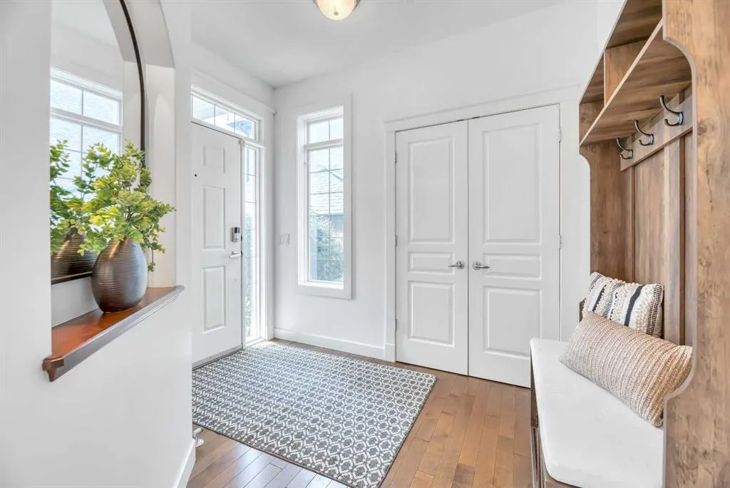 39 Crestridge Way SW
