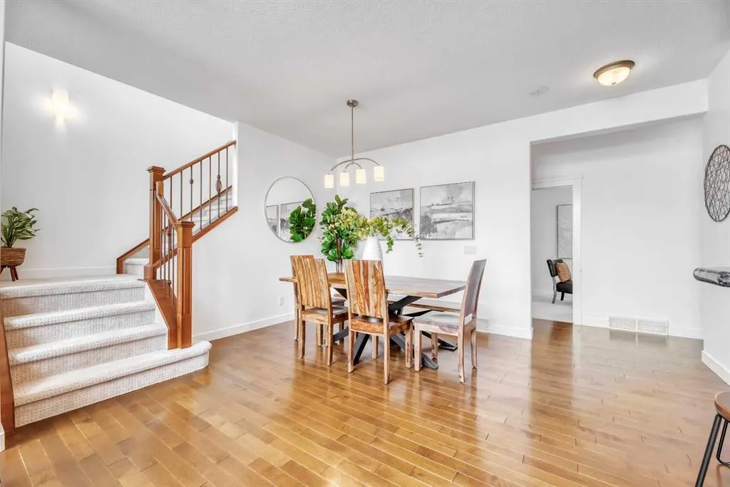 39 Crestridge Way SW