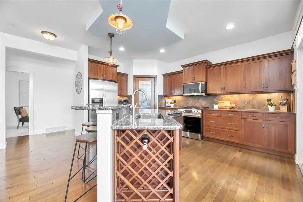 39 Crestridge Way SW