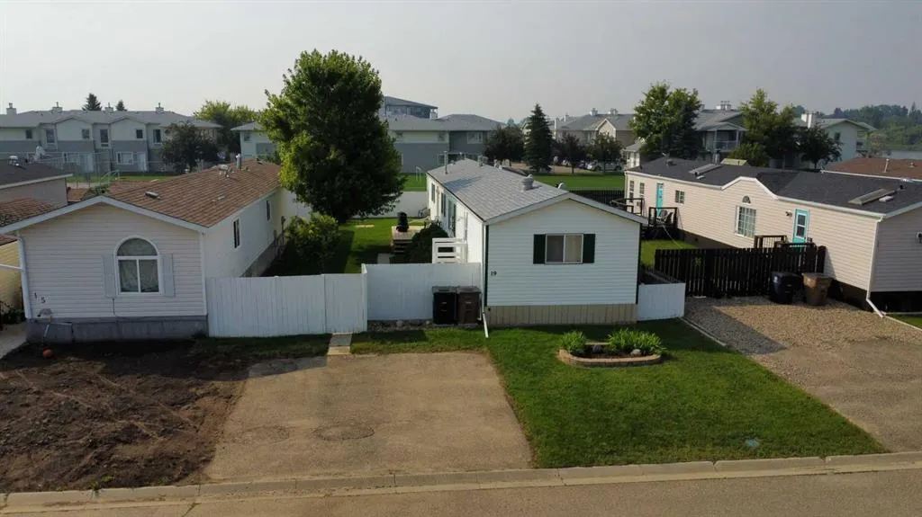 19 Meadow Lake Gate