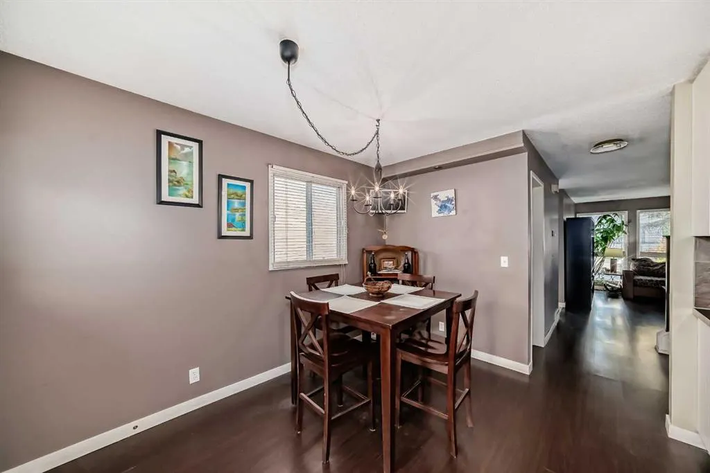 554 Whitehill Place NE