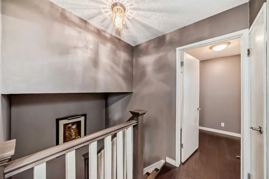 554 Whitehill Place NE