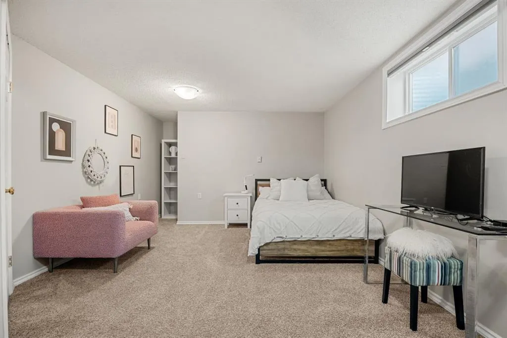 13015 Bonaventure Drive SE