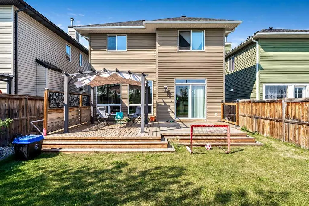 8 Evansdale Way NW