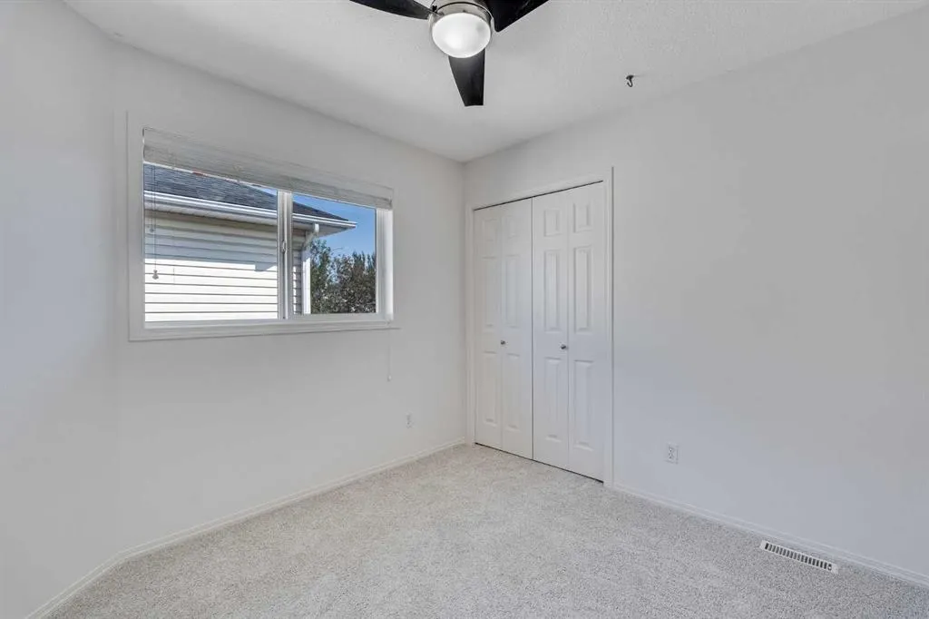 201 Crystalridge Rise