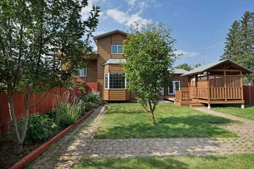 521 Tulip Street