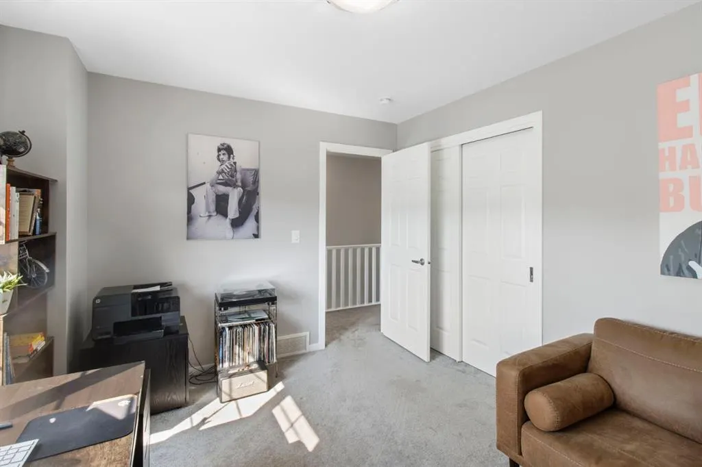 408 Yorkville Avenue SW