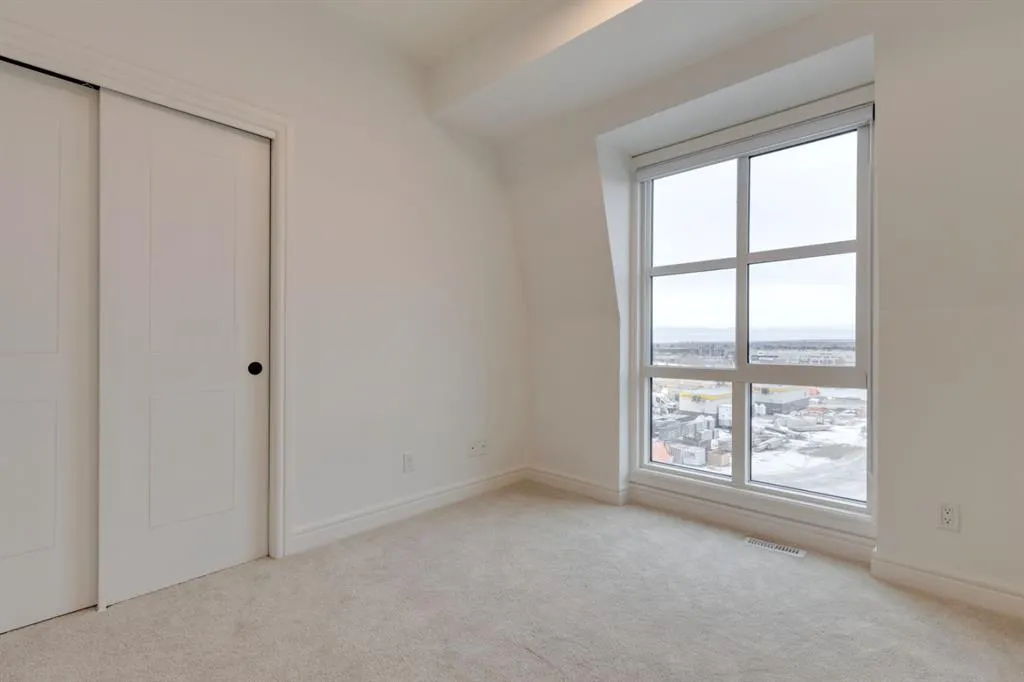 4270 Norford Avenue NW, #701