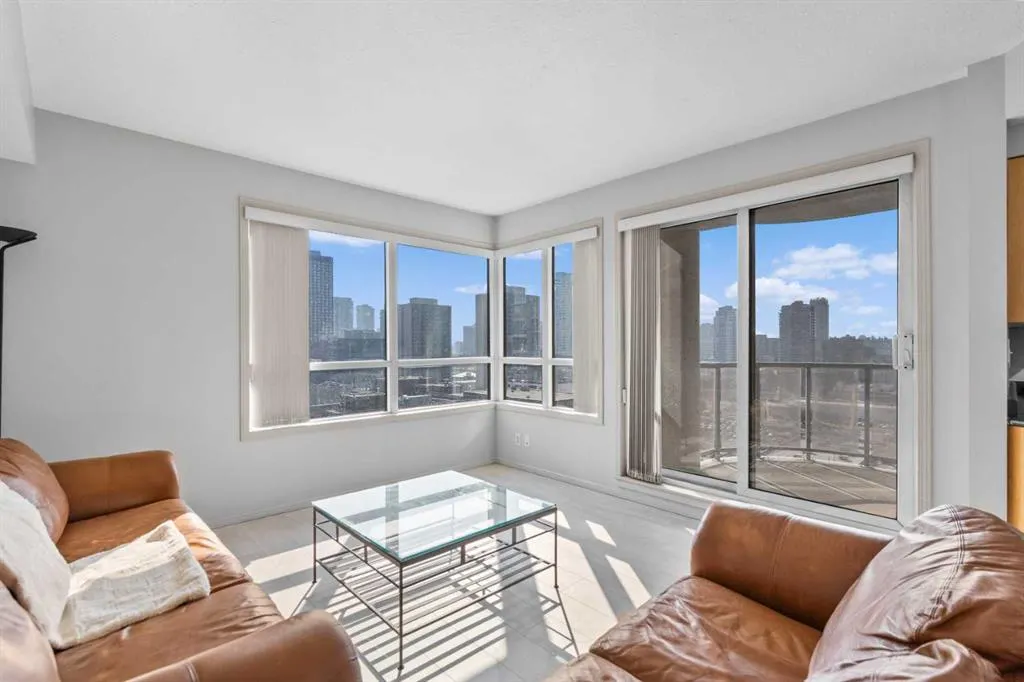 683 10 Street SW, #1204