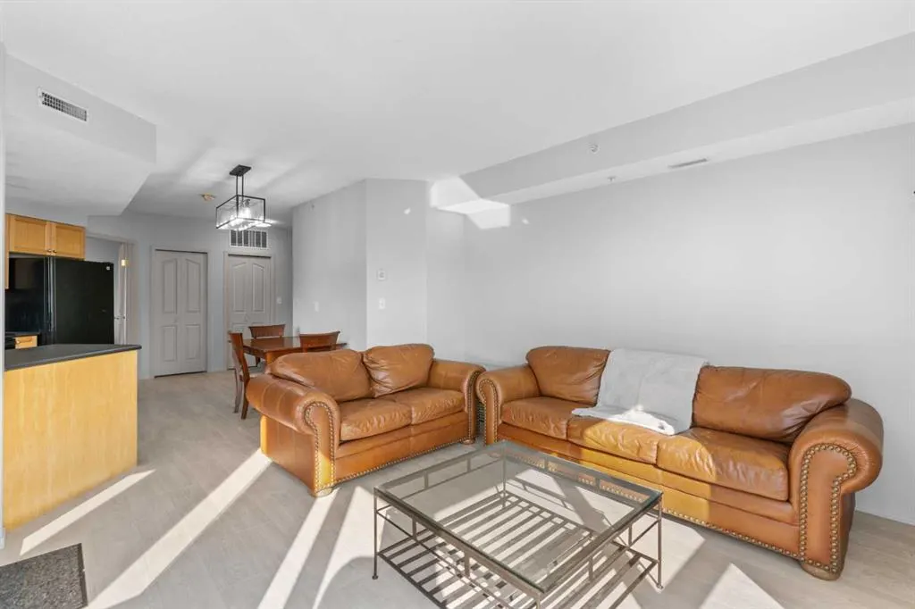 683 10 Street SW, #1204