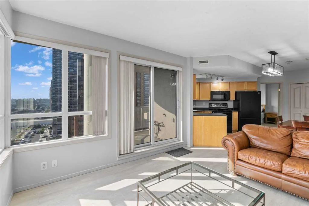 683 10 Street SW, #1204