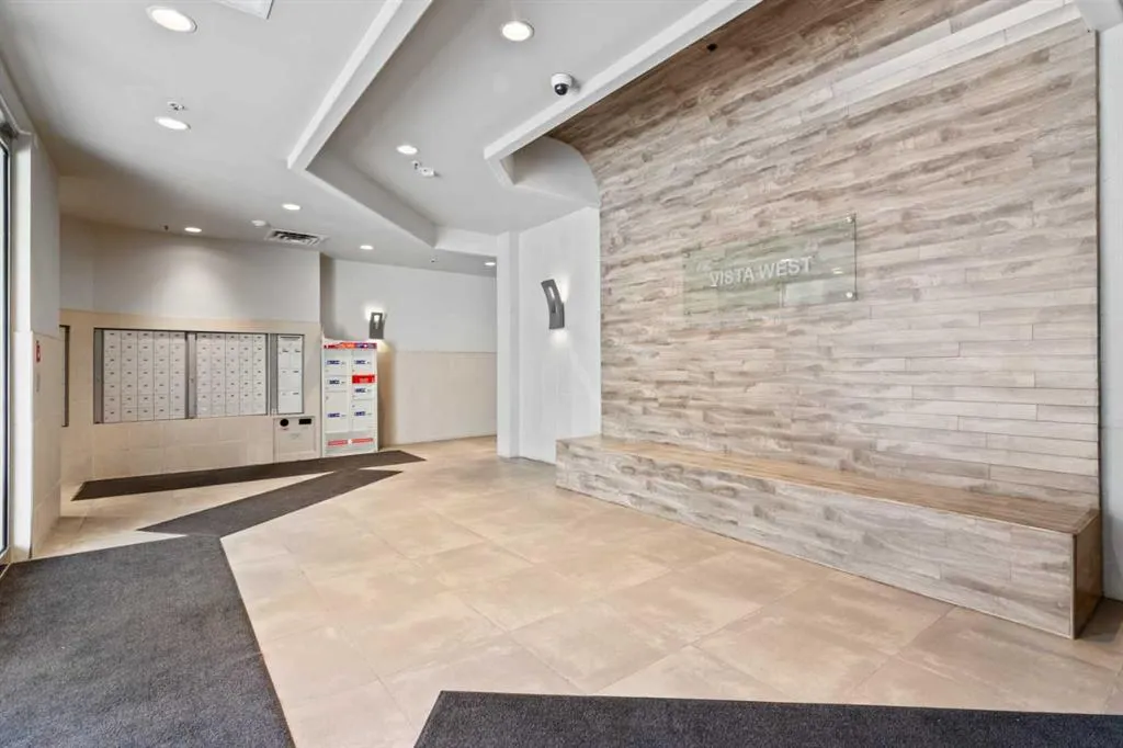 683 10 Street SW, #1204