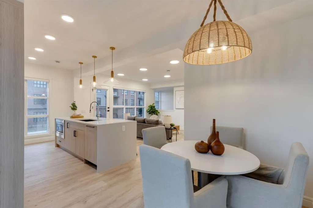 4270 Norford Avenue NW, #702