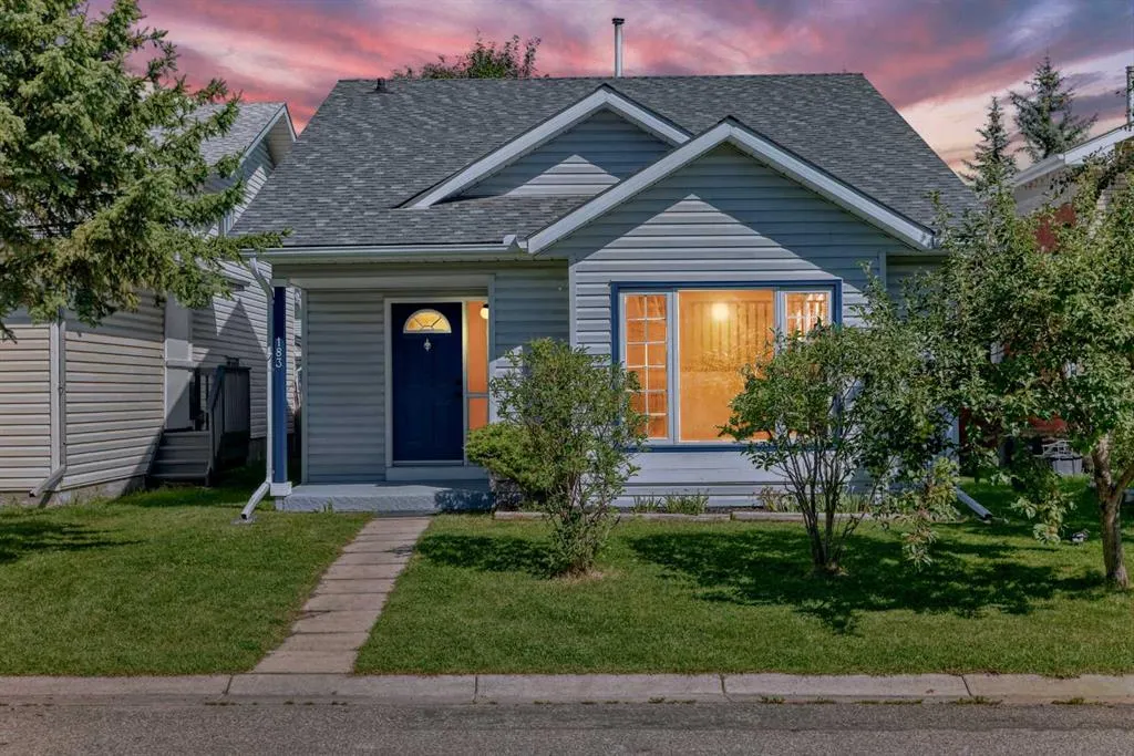 183 Applefield Close SE