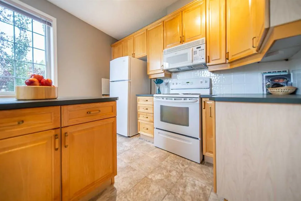 5201 Dalhousie Drive NW, #222