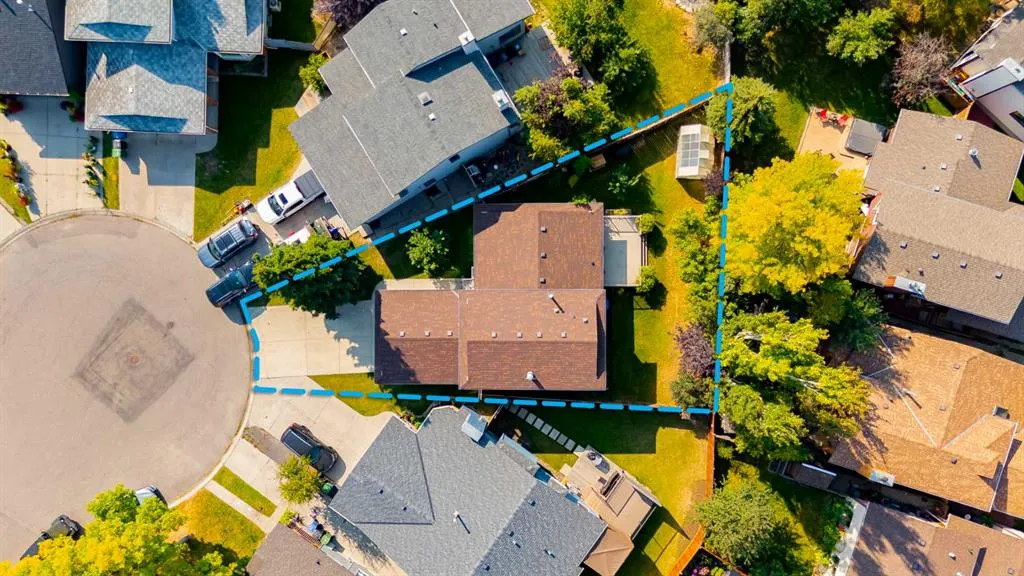 15 Deer Bay SE
