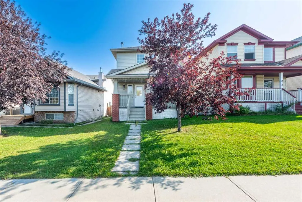216 Hidden Hills Road NW