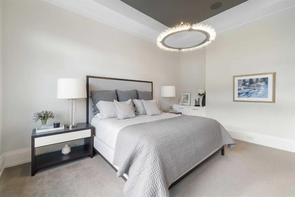 3030 17 Street SW, #302