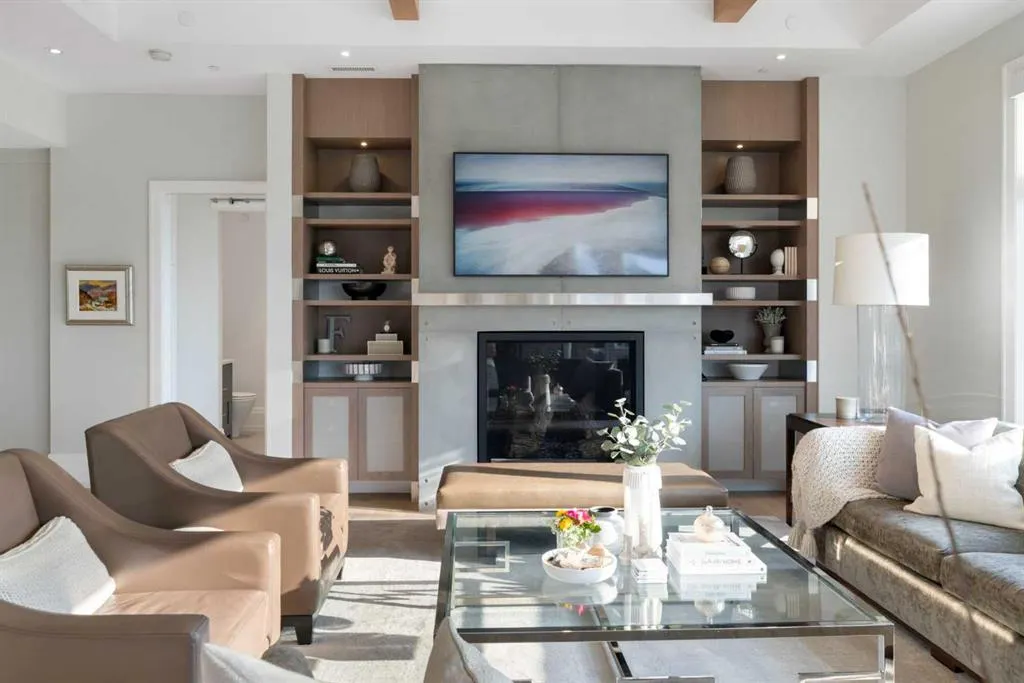 3030 17 Street SW, #302