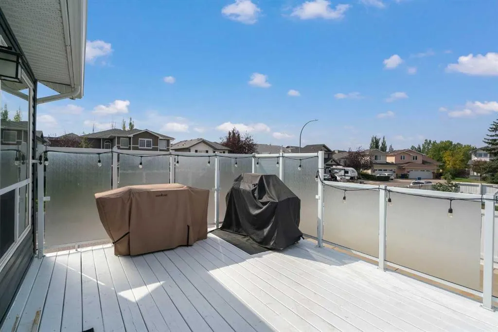 65 Canoe Circle SW