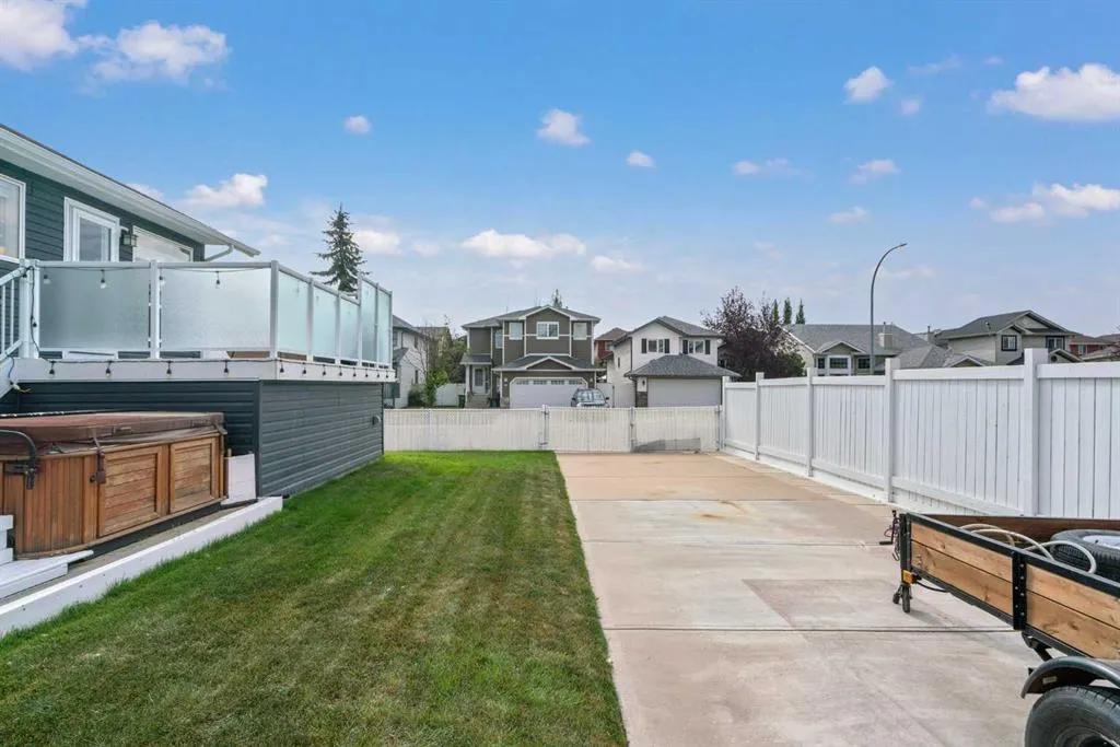 65 Canoe Circle SW