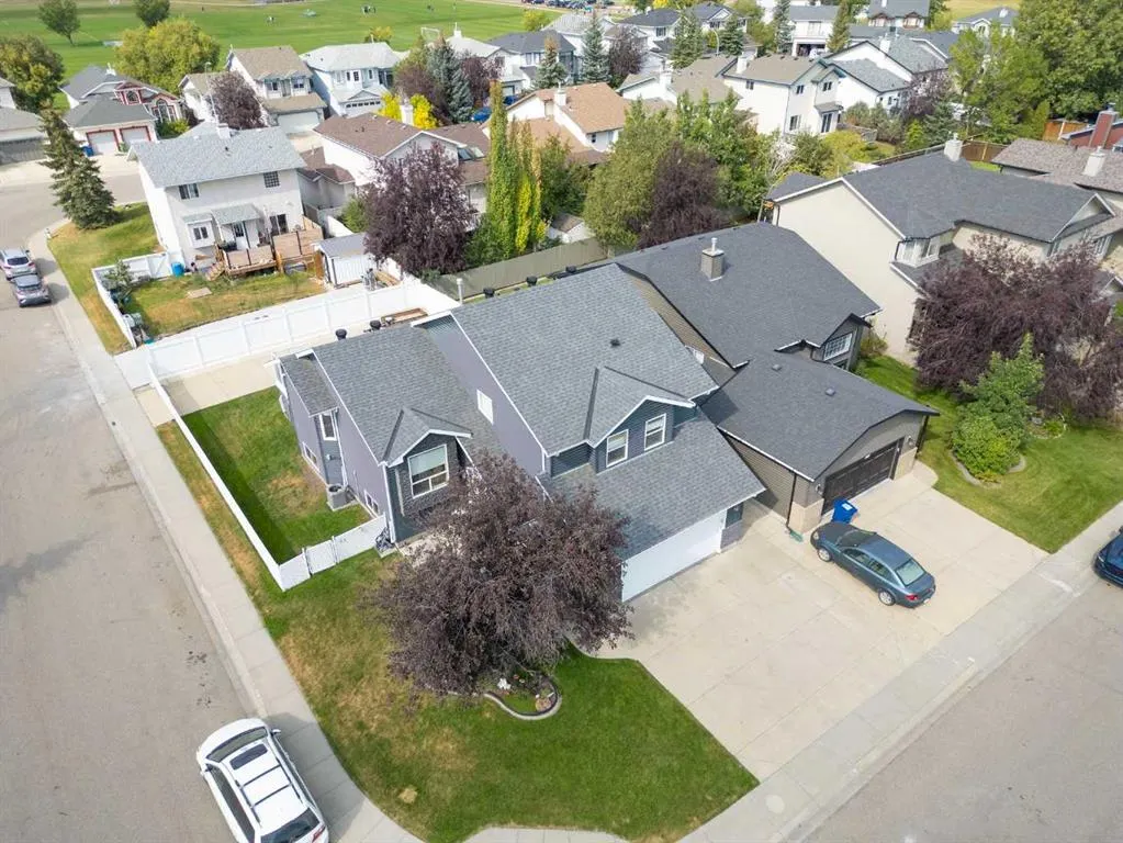 65 Canoe Circle SW