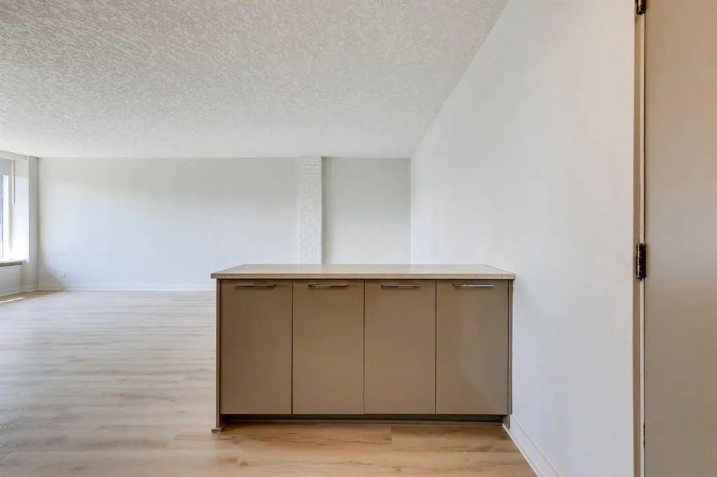 3316 Rideau Place SW, #408