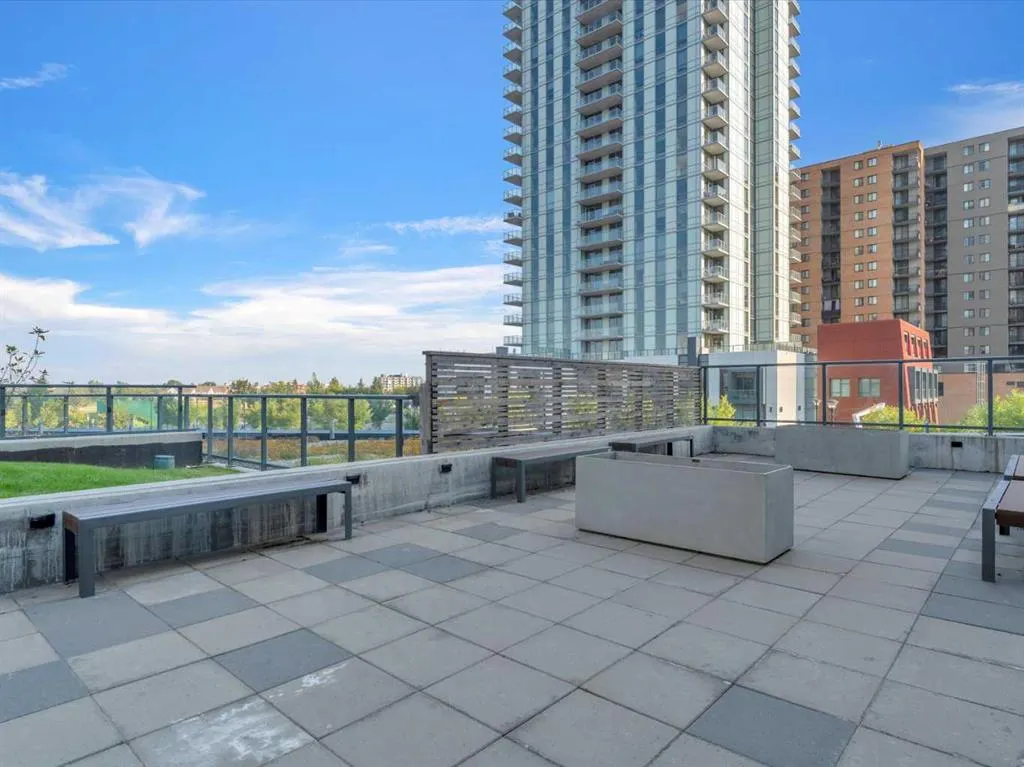 615 6 Avenue SE, #403